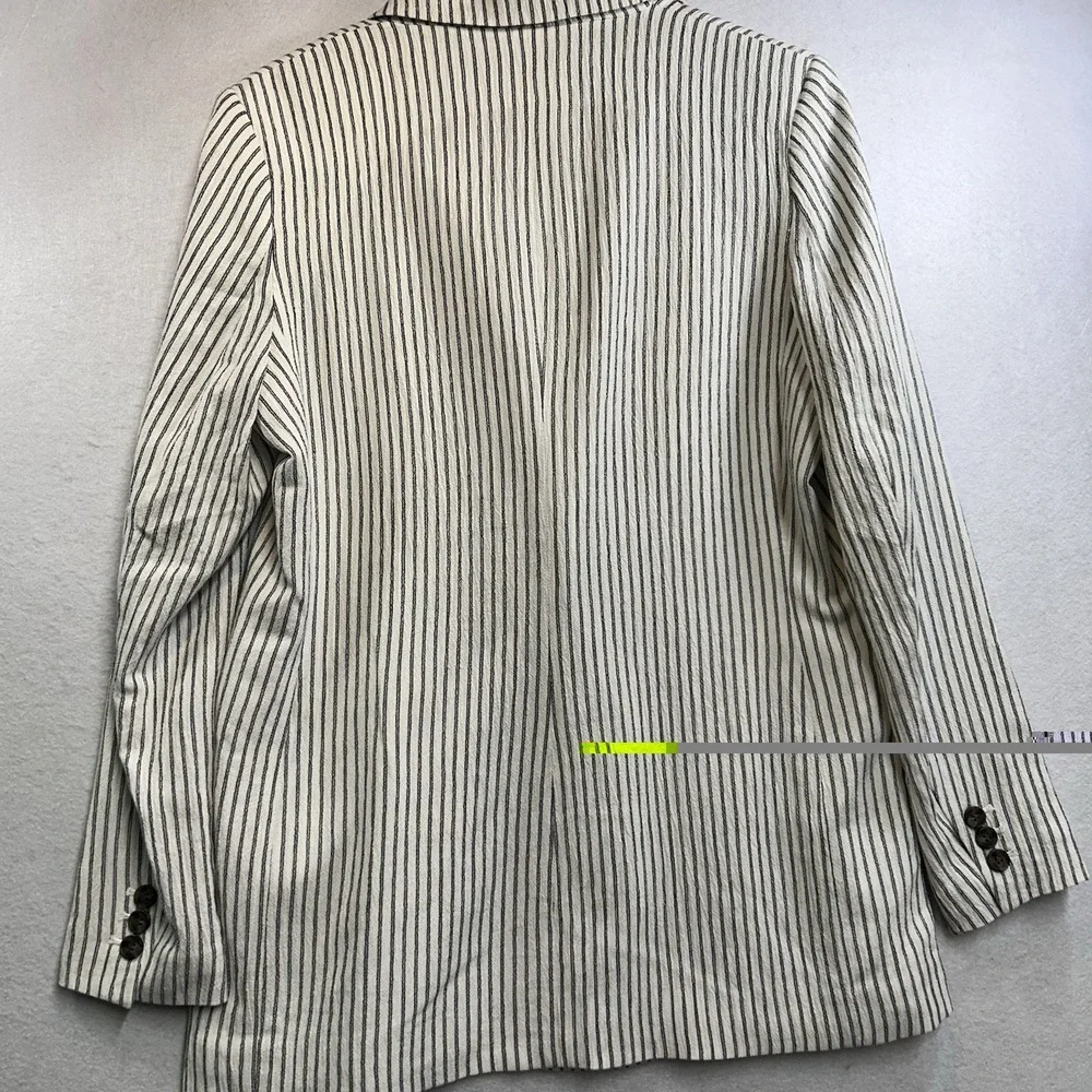 H&M Women's Blazer Preppy Black And White Pin Striped Size 8 NWT